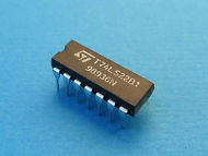 7422 DIP Dual 4-Input NAND Gate With Open Collector Outputs