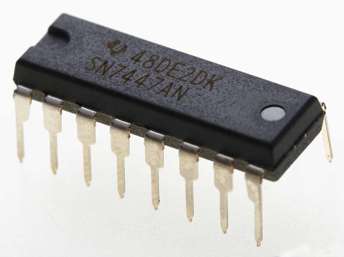 7447 Ics 7447 BCD to 7-Segment Decoder - Reliable TTL IC Driver - Electra Store