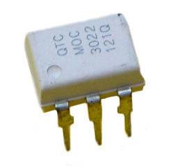 MOC3022 Optocoupler (6-Pin DIP)