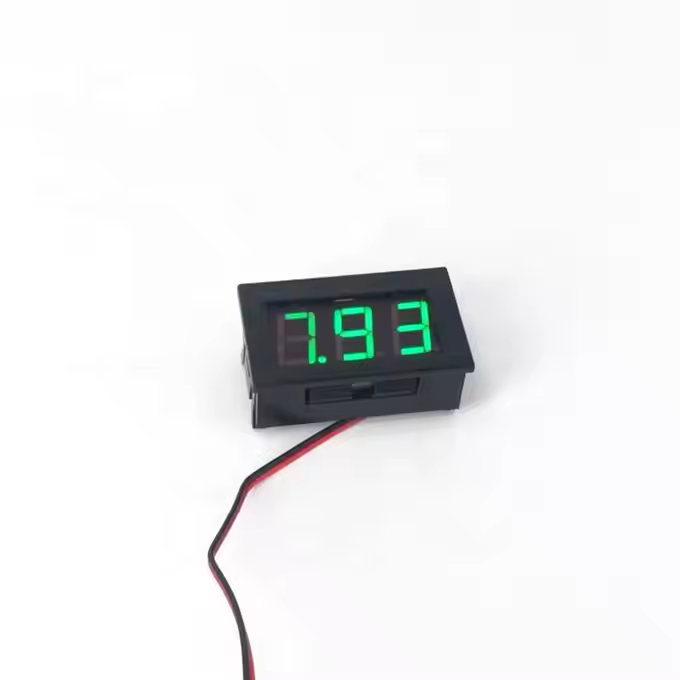 Two-wire DC 4.5V to 30V Digital Voltmeter (Red) - 0.56in
