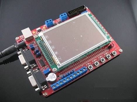 STM32F103ZET6 development board with 3.2″ TFT Touch LCD