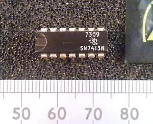 7413 DIP Dual Schmitt Trigger 4-Input NAND Gate