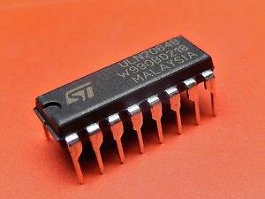 ULN2064 Integrated Circuit