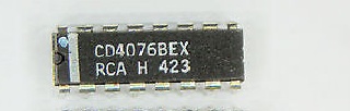 4076 DIP Quad D-Type Register With Tristate Outputs