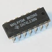 7438 DIP Quad 2-Input NAND Buffer With Open Collector Outputs